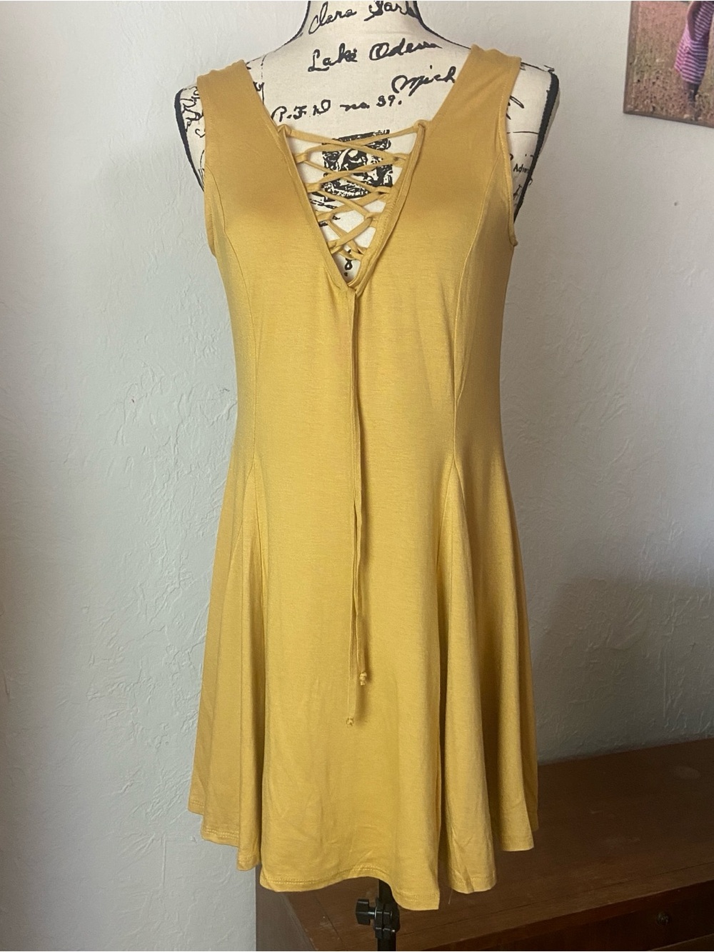 NWTs Mustard Lace-Up V-Neck Women’s Sun Dress